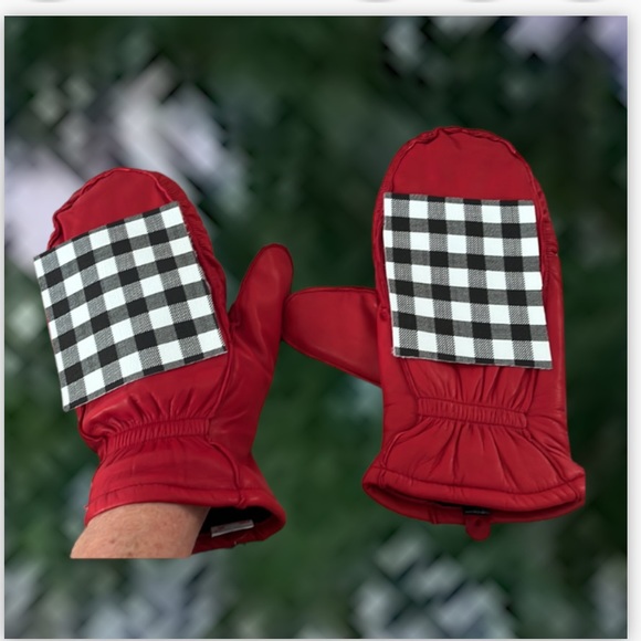 Red Lambskin Leather Mittens Fleece Lined - Picture 1 of 5